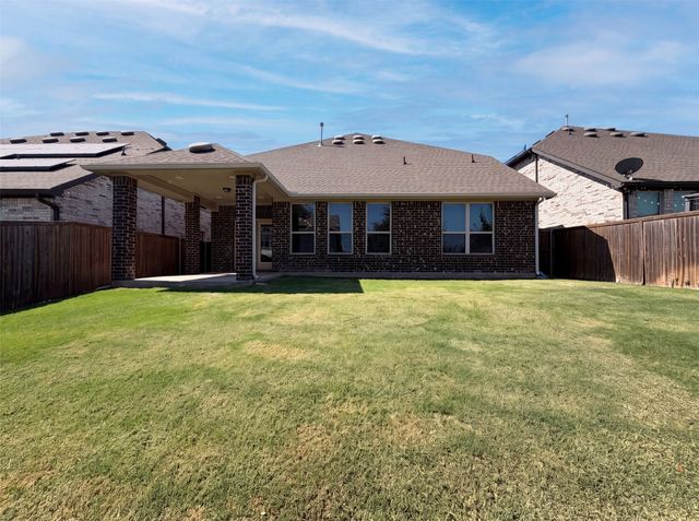 5904 Saddle Pack Drive, Fort Worth, TX 76123