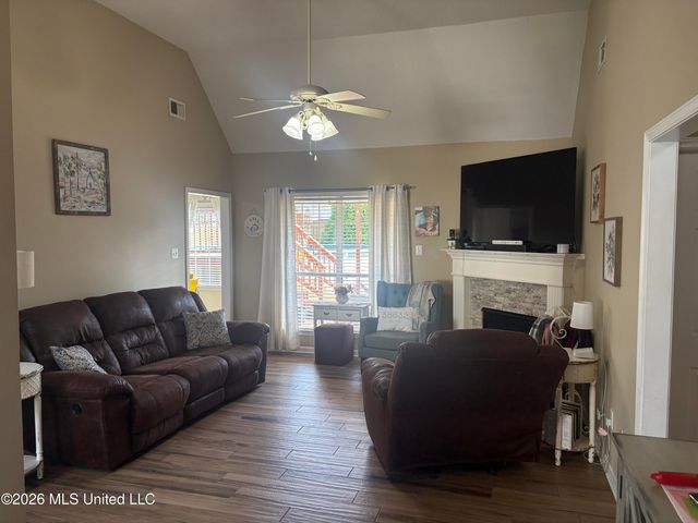 1262 Greenwich Drive, Hernando, MS 38632