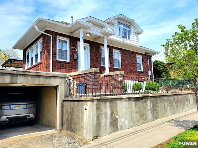 175 Jefferson Street, Wood Ridge, NJ 07075