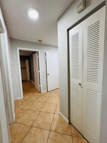 1877 DISCOVERY Way, Deerfield Beach, FL 33442