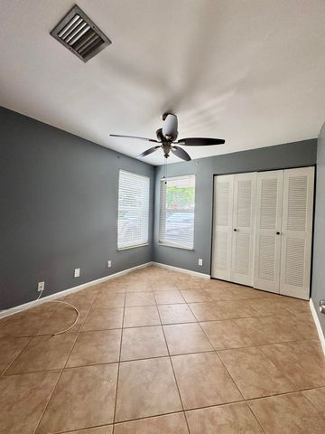 1877 DISCOVERY Way, Deerfield Beach, FL 33442