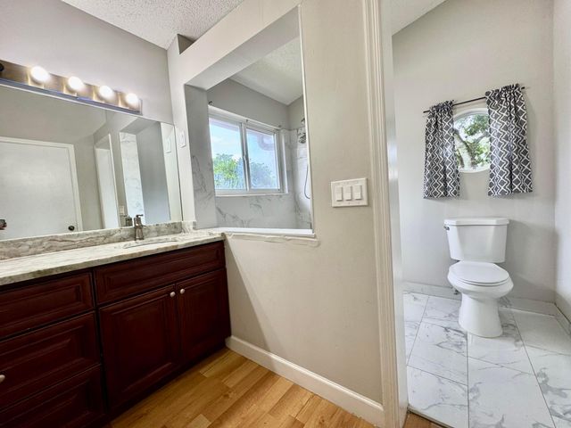 1877 DISCOVERY Way, Deerfield Beach, FL 33442