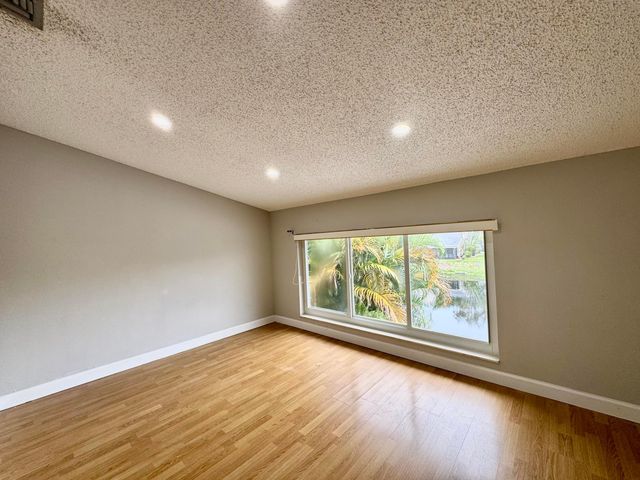 1877 DISCOVERY Way, Deerfield Beach, FL 33442