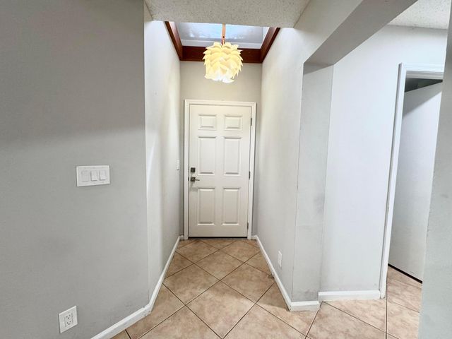 1877 DISCOVERY Way, Deerfield Beach, FL 33442