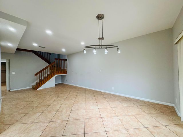 1877 DISCOVERY Way, Deerfield Beach, FL 33442