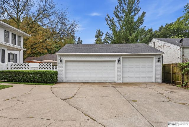 1845 N Nye Avenue, Fremont, NE 68025