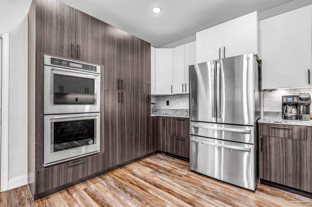 1661 Comanche Trl, Gulf Breeze, FL 32563