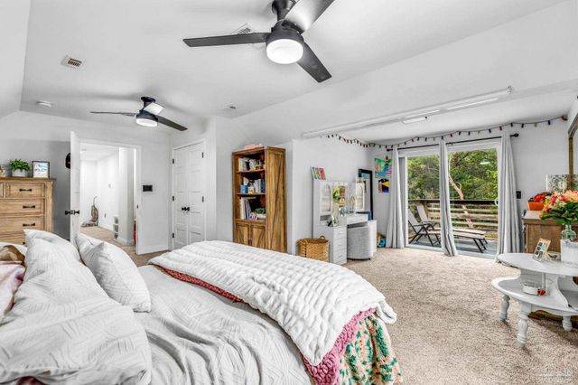 1661 Comanche Trl, Gulf Breeze, FL 32563