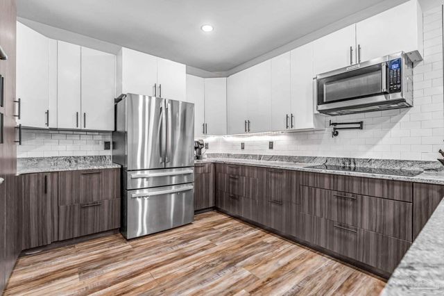 1661 Comanche Trl, Gulf Breeze, FL 32563