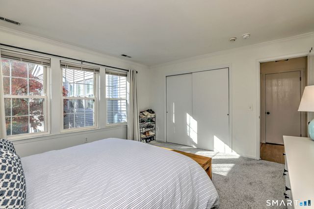 50 Greenview Lane 50, Milford, CT 06461