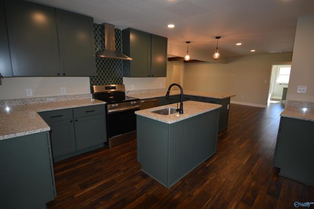 1921 Lookout Street, Gadsden, AL 35904