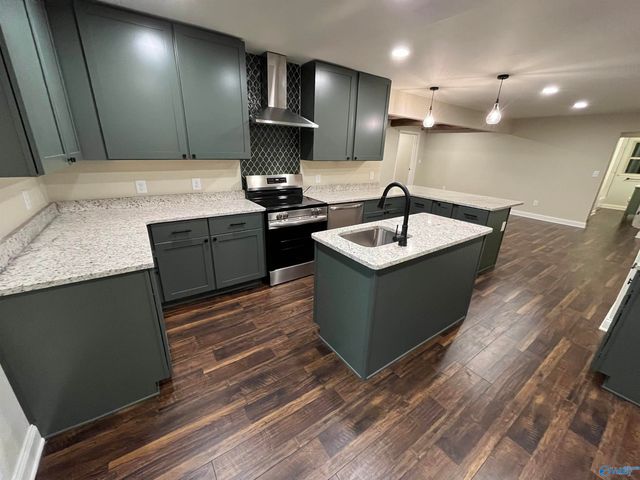 1921 Lookout Street, Gadsden, AL 35904