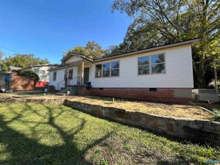 1921 Lookout Street, Gadsden, AL 35904