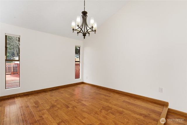 7900 NE Forest Ridge Lane, Bremerton, WA 98311