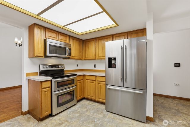 7900 NE Forest Ridge Lane, Bremerton, WA 98311