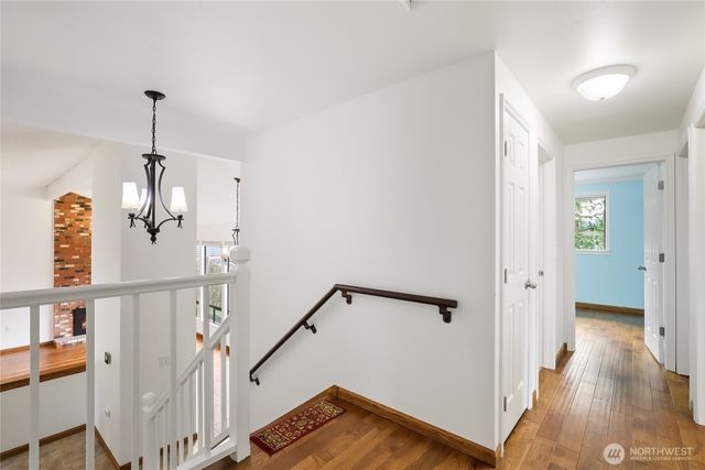 7900 NE Forest Ridge Lane, Bremerton, WA 98311