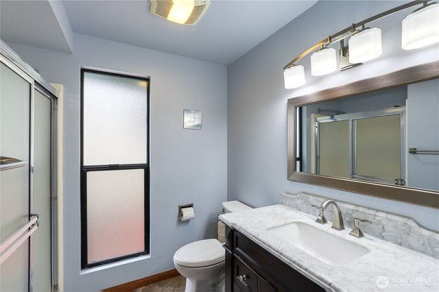 7900 NE Forest Ridge Lane, Bremerton, WA 98311