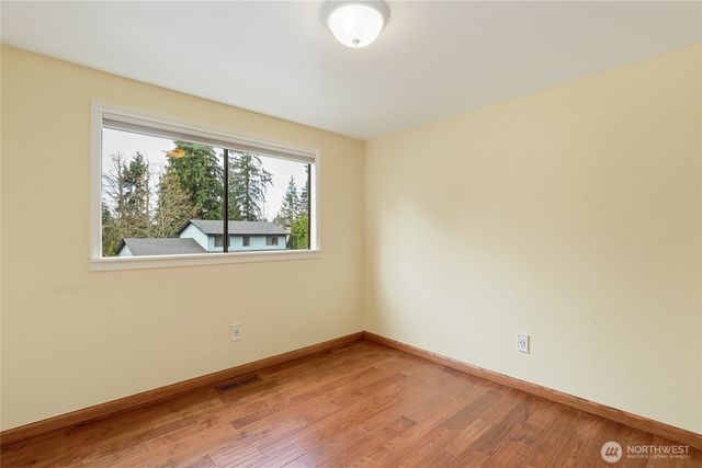 7900 NE Forest Ridge Lane, Bremerton, WA 98311