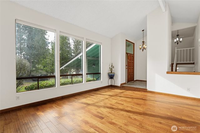 7900 NE Forest Ridge Lane, Bremerton, WA 98311