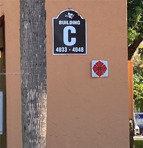 4033 Lakeside Dr 4033, Tamarac, FL 33319