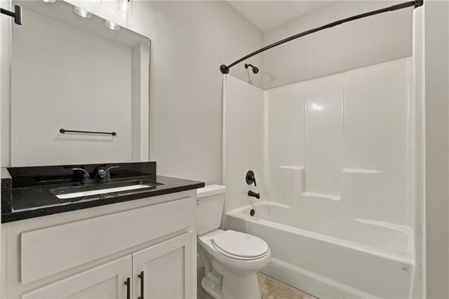7917 SW 2nd Terrace, Blue Springs, MO 64014