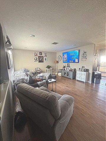 528 N Girard Street, Hemet, CA 92544