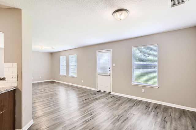 11746 Elizabeth Court, Pinehurst, TX 77362