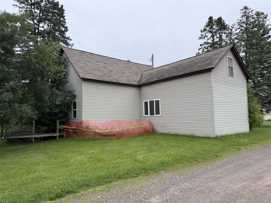 Image 1 of property listing at 100 Clinton Street S, Almena, WI 54805
