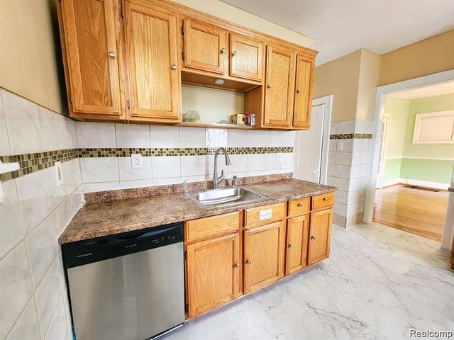 1612 Atkinson Street, Detroit, MI 48206