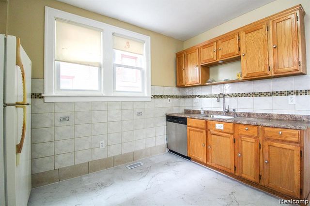 1612 Atkinson Street, Detroit, MI 48206