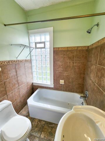 1612 Atkinson Street, Detroit, MI 48206