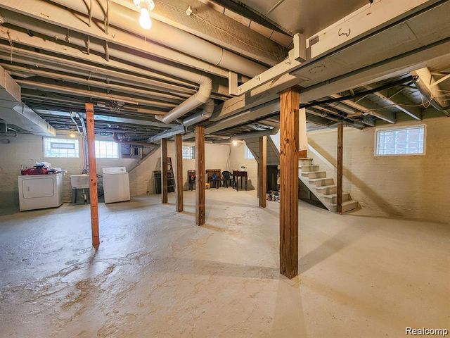 1612 Atkinson Street, Detroit, MI 48206