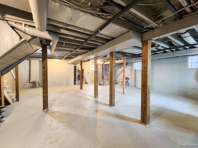 1612 Atkinson Street, Detroit, MI 48206