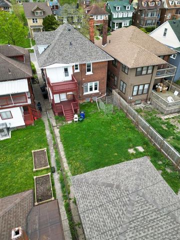 1612 Atkinson Street, Detroit, MI 48206