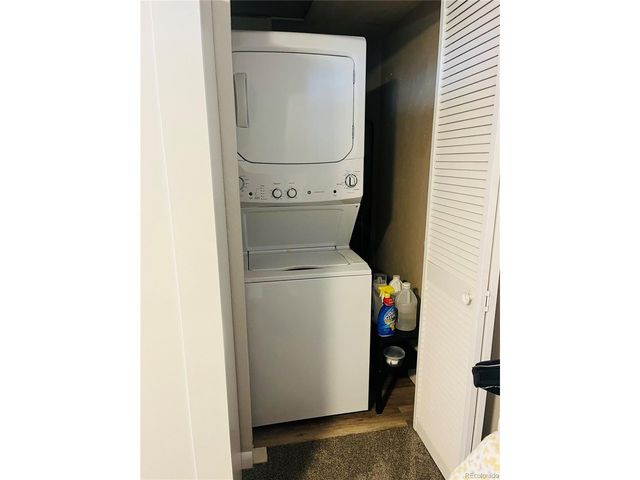 822 Geneva St, Aurora, CO 80010