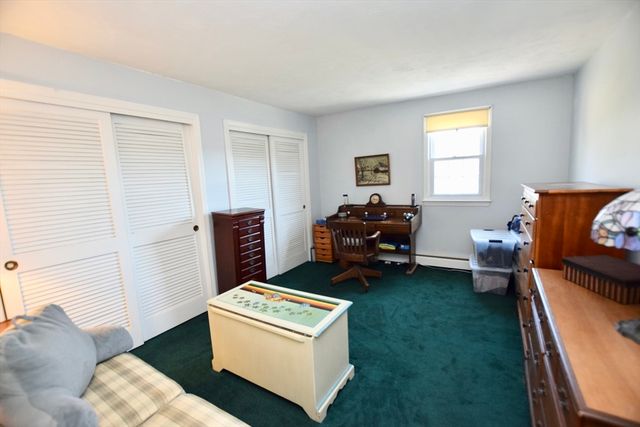9 Hill Dale Rd, Plymouth, MA 02360