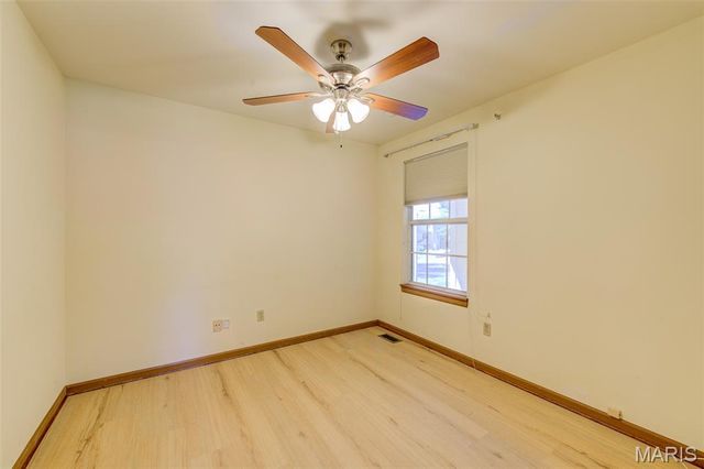 3115 Autumn Trace Drive, Maryland Heights, MO 63043