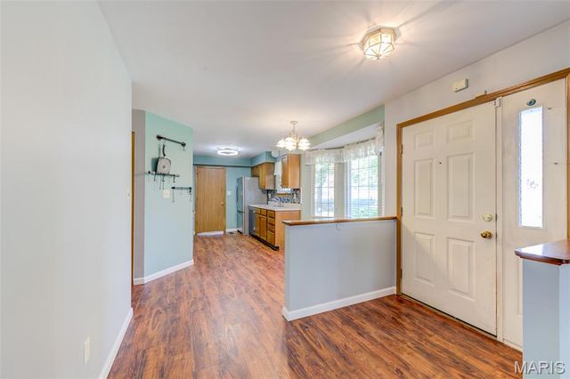 3115 Autumn Trace Drive, Maryland Heights, MO 63043
