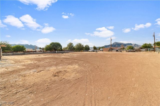 3080 Shadow Mountain Street, Pahrump, NV 89060