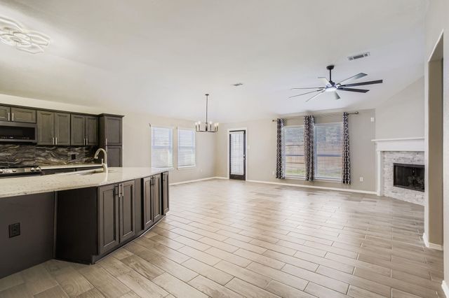 703 Elizabeth Street, Alvin, TX 77511