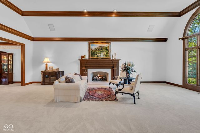 824 Wedgewood Lane, Carmel, IN 46033