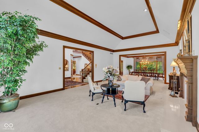 824 Wedgewood Lane, Carmel, IN 46033