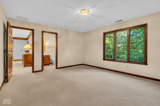824 Wedgewood Lane, Carmel, IN 46033