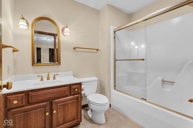 824 Wedgewood Lane, Carmel, IN 46033
