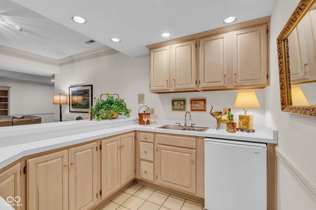 824 Wedgewood Lane, Carmel, IN 46033