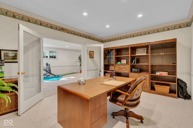 824 Wedgewood Lane, Carmel, IN 46033