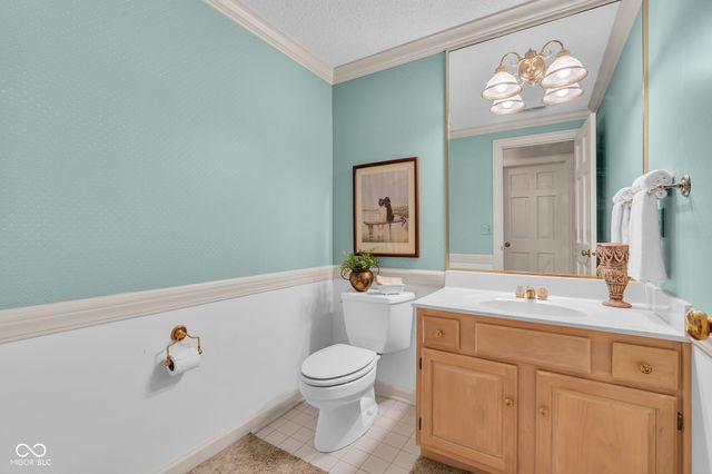 824 Wedgewood Lane, Carmel, IN 46033
