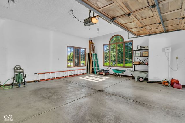 824 Wedgewood Lane, Carmel, IN 46033