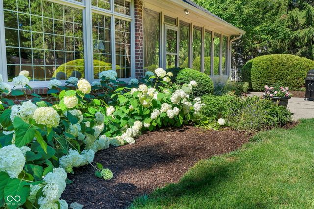 824 Wedgewood Lane, Carmel, IN 46033