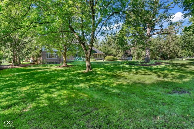824 Wedgewood Lane, Carmel, IN 46033